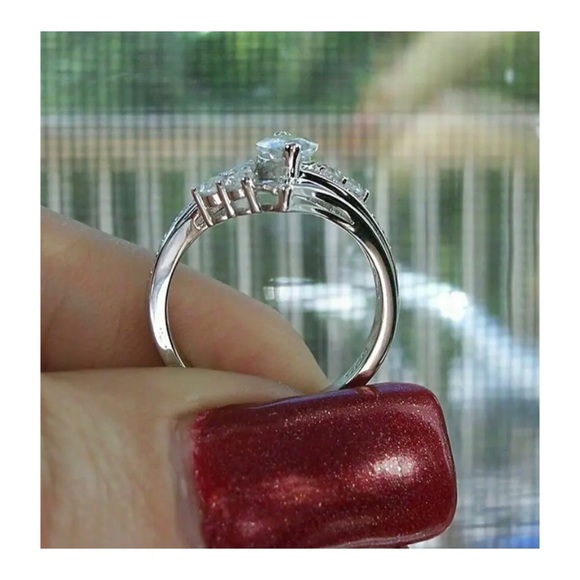 925 SILVER PLATED ZIRCON RING - Picture 2 of 5